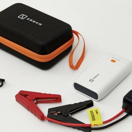 Стартер для зарядки и повербанк ZEEKR jump starter
