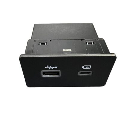 USB/TYPE C порты для центральной консоли переднего ряда ZEEKR 001