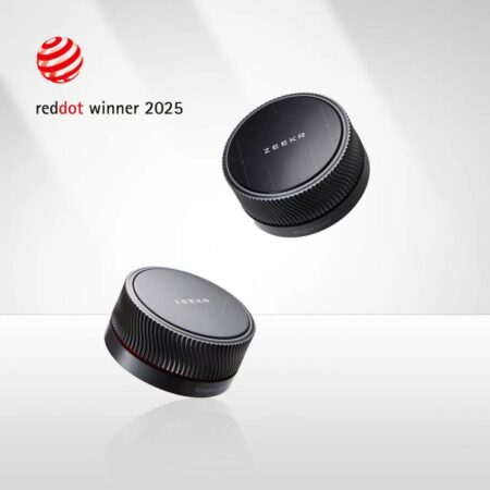 Дополнительная кнопка управления ZEEKR "Start X"