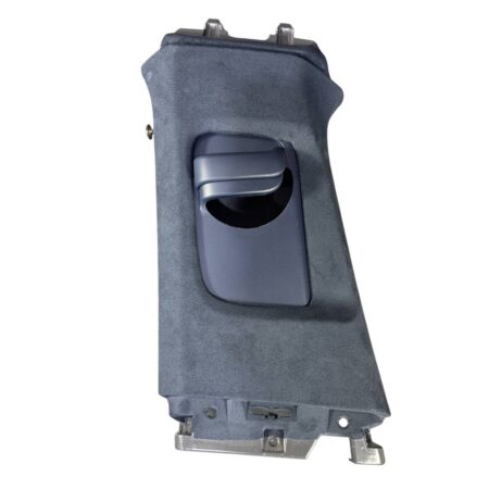 Декоративная верхняя накладка центральной стойки (L) ZEEKR X